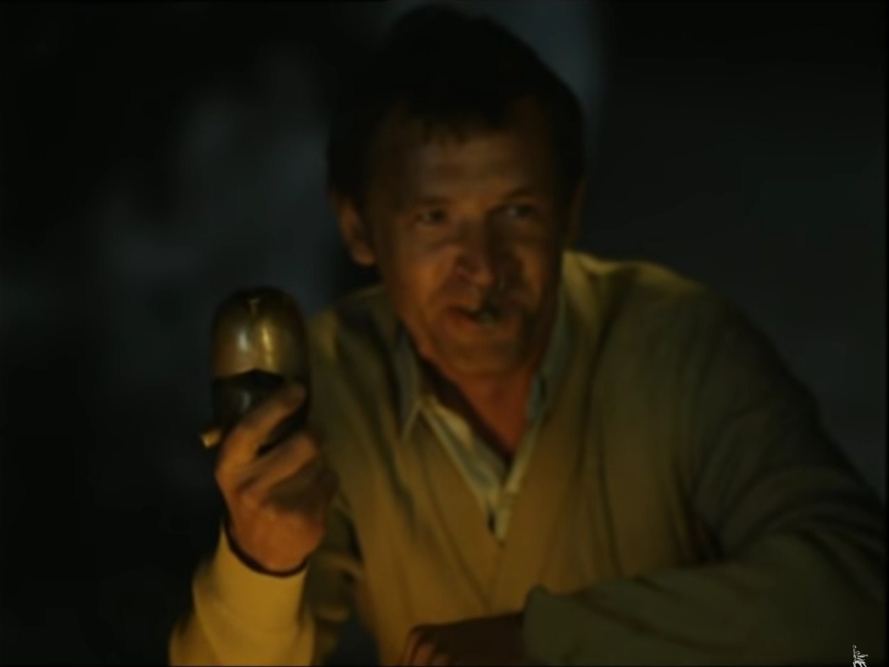 Владимир Николаевич Машков Скрипач! Клептоманщик ты мой! Ты же гравицаппу свистнул!