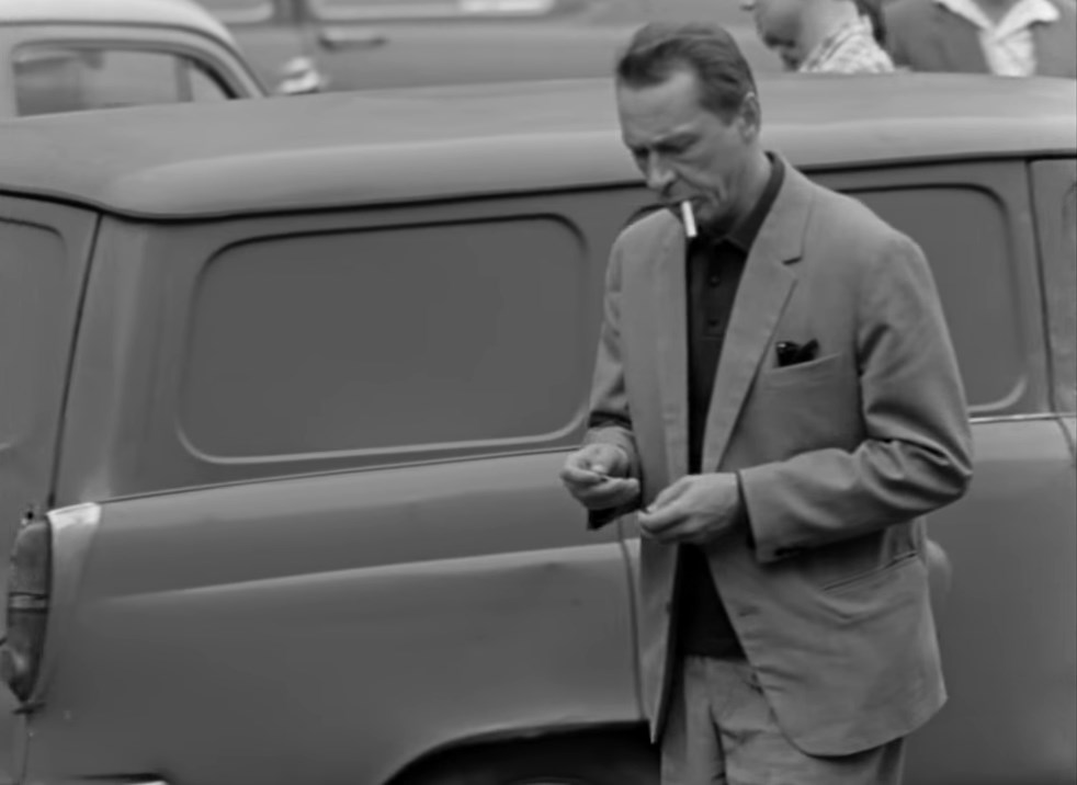 Он предал самое дорогое — дружбу! И нет пощады такому человеку.