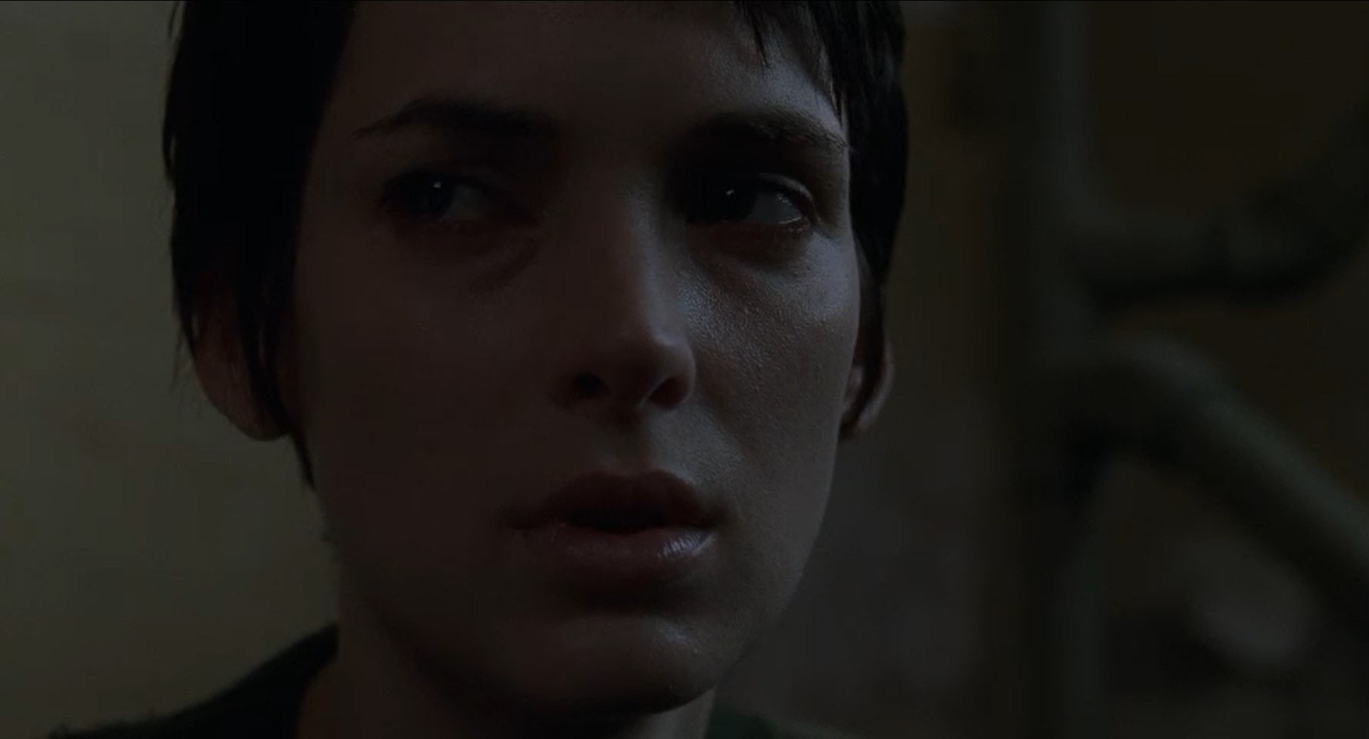 Сюзанна Кейсен Вы когда-нибудь путали сон и реальность? Крали что-нибудь, когда у вас были наличные? У вас была депрессия? Может быть, вам казалось, что вы двигаетесь, в то время, как вы сидите? Наверно, я сошла с ума. Наверно, это все шестидесятые. Наверно, я была просто девчонкой, чья жизнь прервалась.