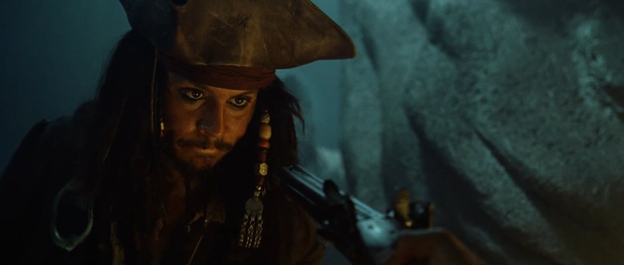 — Парли… Парлалиньтюль… Парлиме… Порш… не, порш… не пор… парла… парла… Парла…
— …Ментер?
— Да! Парламентер! Переговоры!
— Дьявол, забери тех, кто придумал переговоры!
— То есть всех французов?