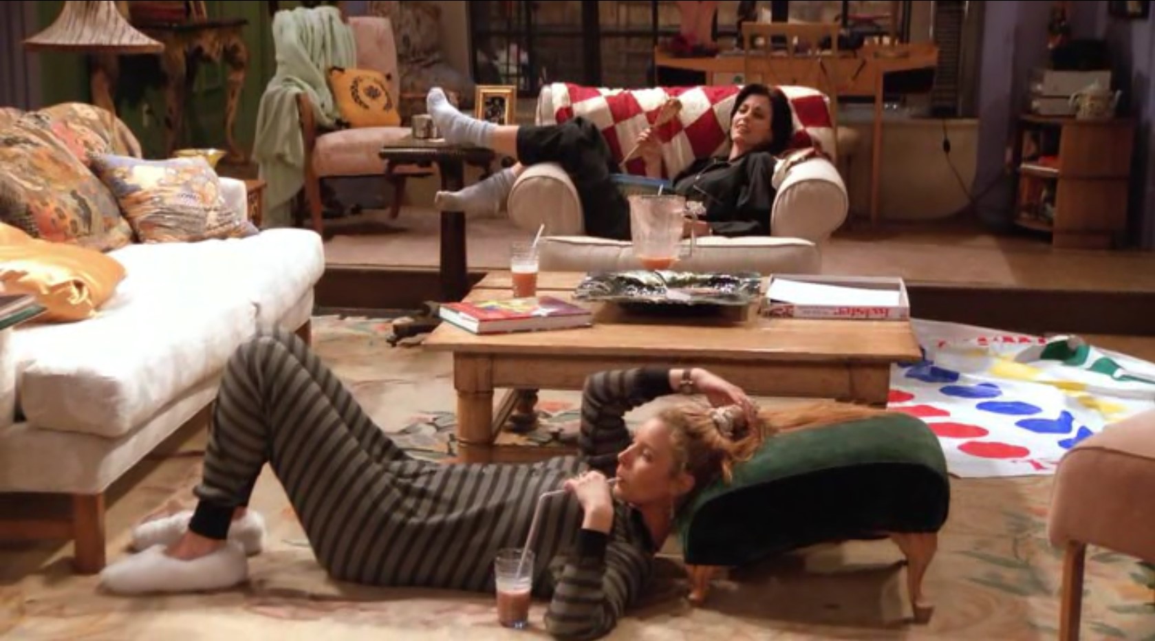 — Фиби, а у тебя есть цель в жизни?
— У меня и жизни-то нет!