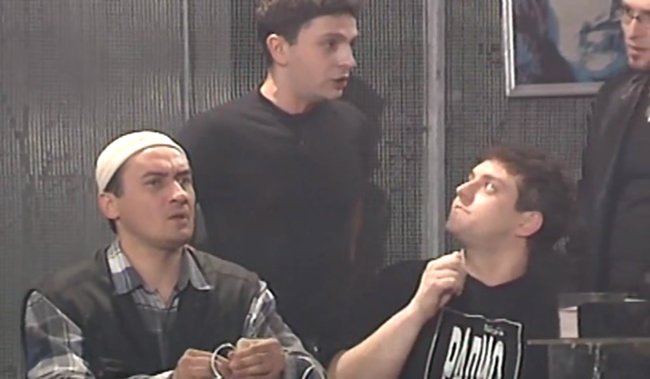 — Марафон в защиту детей... младше четырех лет.
— От кого?!
— От детей старше четырех лет.