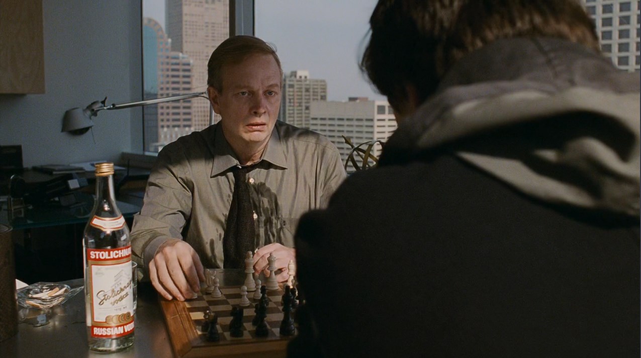 Вот скажи мне, американец, в чём сила? Разве в деньгах? Вот и брат говорит, что в деньгах. У тебя много денег, и чего? Я вот думаю, что сила в правде: у кого правда, тот и сильней! Вот ты обманул кого-то, денег нажил, и чего — ты сильней стал? Нет, не стал, потому что правды за тобой нету! А тот, кого обманул, за ним правда! Значит, он сильней!