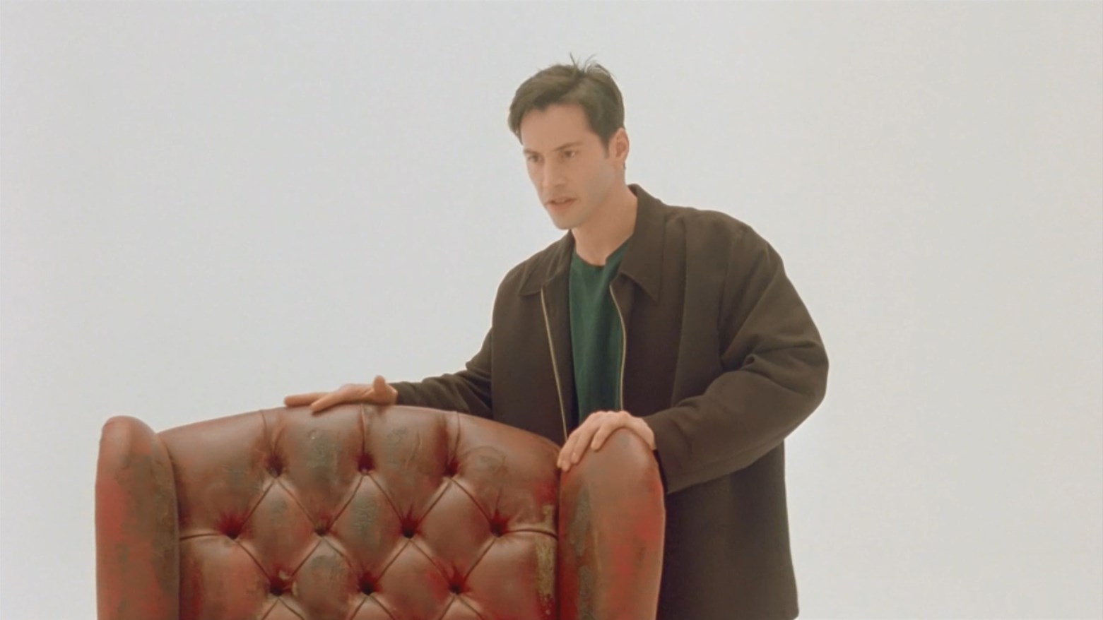 — Всё... нереально?
— Что есть реальность? И как определить её? Весь набор ощущений: зрительных, осязательных, обонятельных — это сигналы рецепторов, электрические импульсы, воспринятые мозгом.