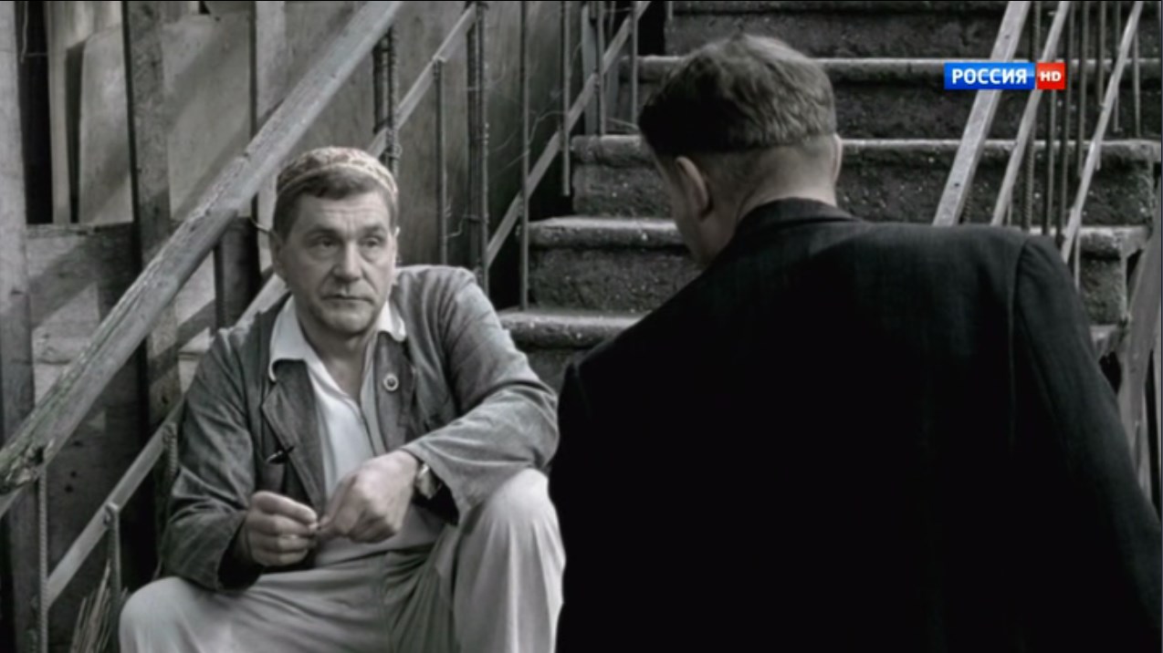 Завтра сядешь в моём кабинете и будешь учить уголовно-процессуальный кодекс от заглавной буквы «У» до тиража и типографии.