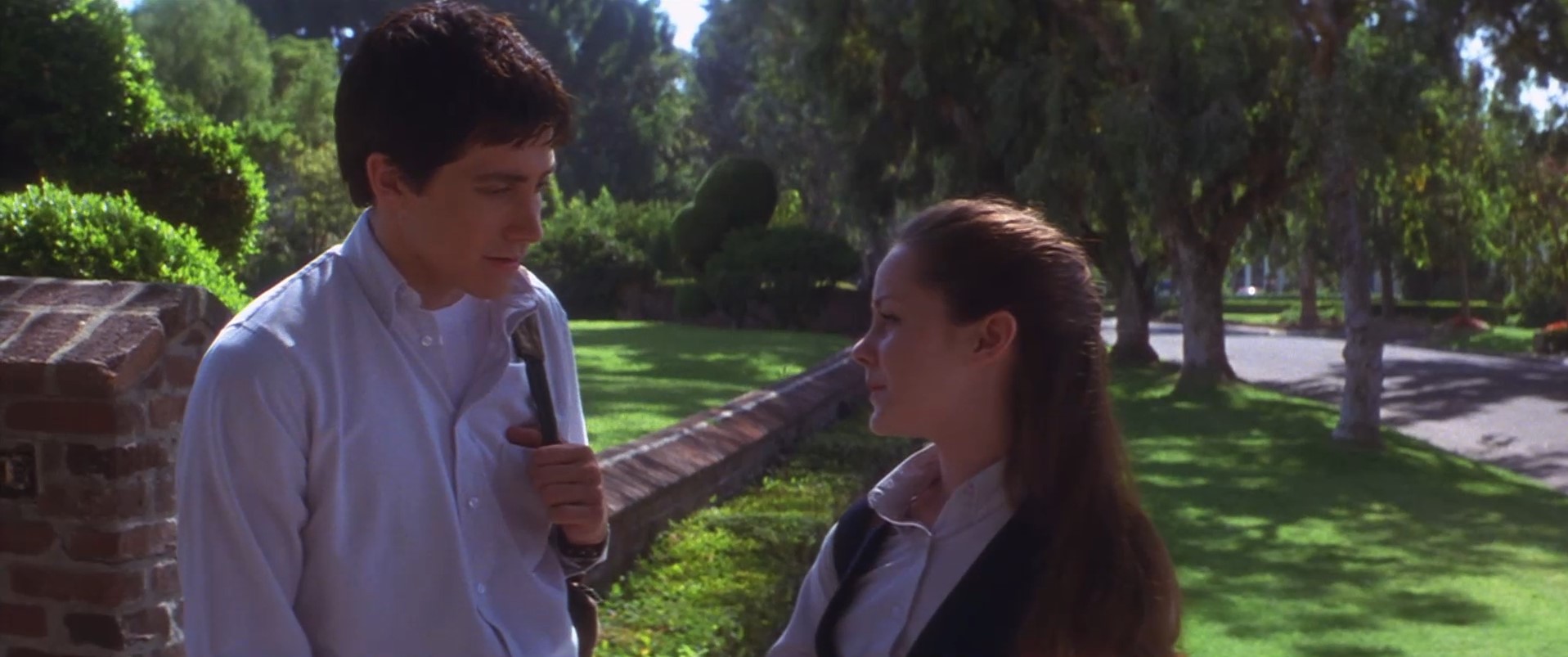 — Ты какой-то странный…
— Извини…
— Нет, это был комплимент.