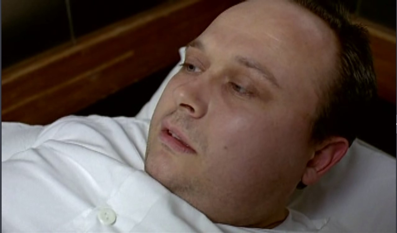 Абдул Хэнк (бельгиец) Пациент — Доктор, операция уже закончилась?
— Да. Ты в раю. Я — Господь, а он — святой Петр.
— Салям алейкум.
— Мне только гланды вырезали…