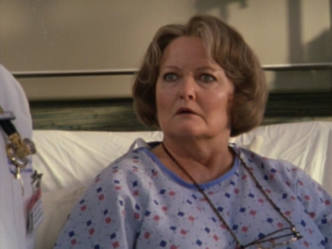 Доктор Перри Кокс Вы так напугали всю клинику, что на верхнем этаже в родильном отделении ребёнок уже пять минут пытается забраться по пуповине обратно!