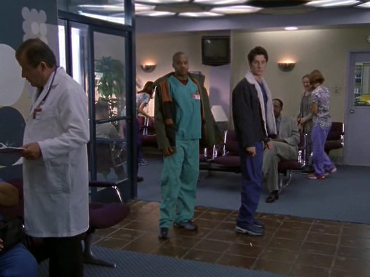 — А! Вот наши Бэтмен и Робин!
— [мысленно] Чёртовы комплексы! Насколько же низка моя самооценка, если даже в собственных фантазиях я лишь помощник главного героя?!