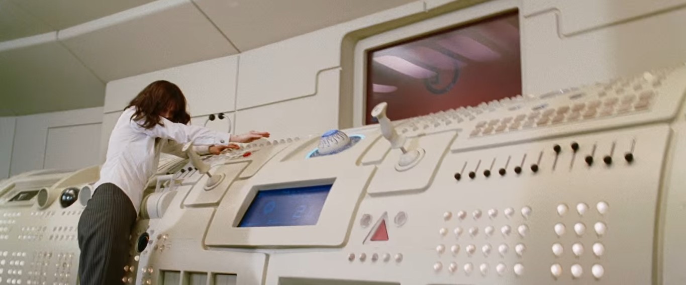 — Компьютер, сделай что-нибудь!
— Без проблем. Включаю ручное управление. Удачи!