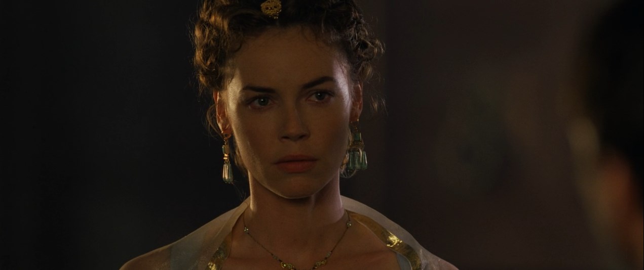 — Помнишь, как однажды сказал наш отец: жизнь — это сон, ужасный сон... По-твоему, это правда?
— Я не знаю...
— А по-моему, да.