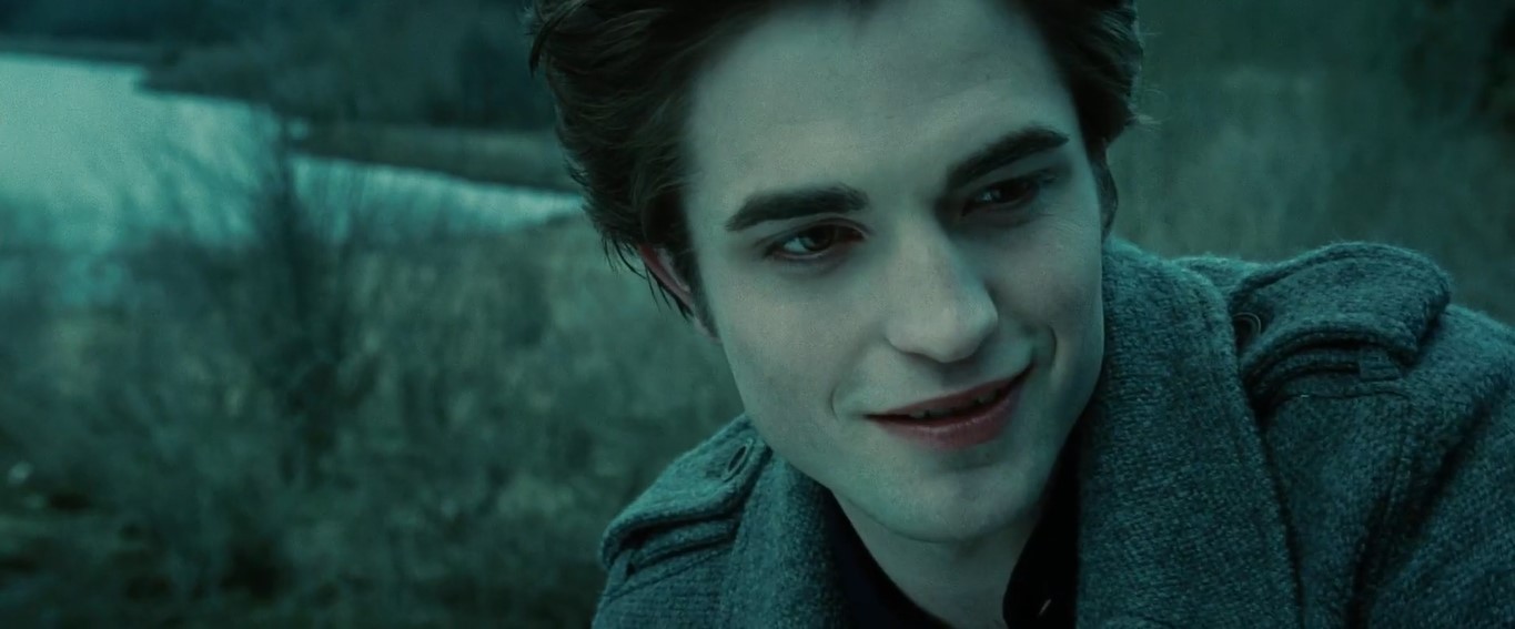 Наша семья, мы в шутку называем себя вегетарианцами... Мы пьём только кровь животных!