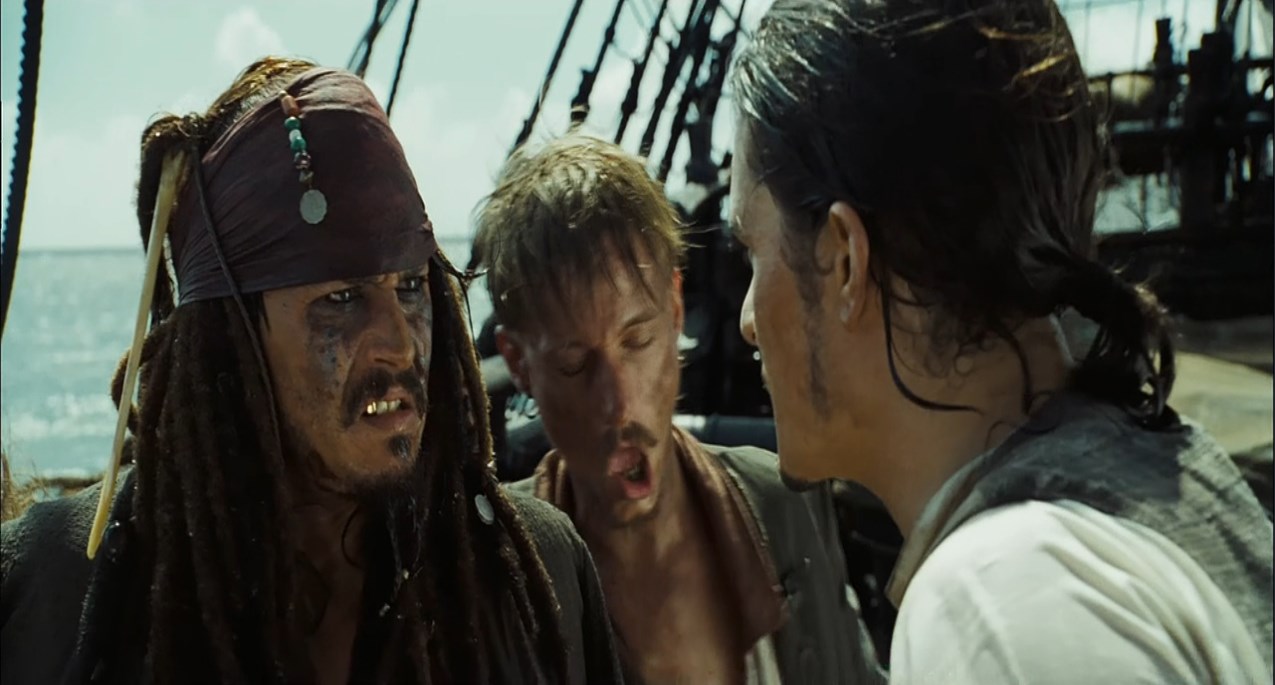 — Джек, Элизабет в опасности!
— За ней надо получше присматривать, может даже держать её взаперти.
— Она и так взаперти в тюрьме за то, что помогла тебе!
— Правильно, за свои ошибки рано или поздно приходится платить.