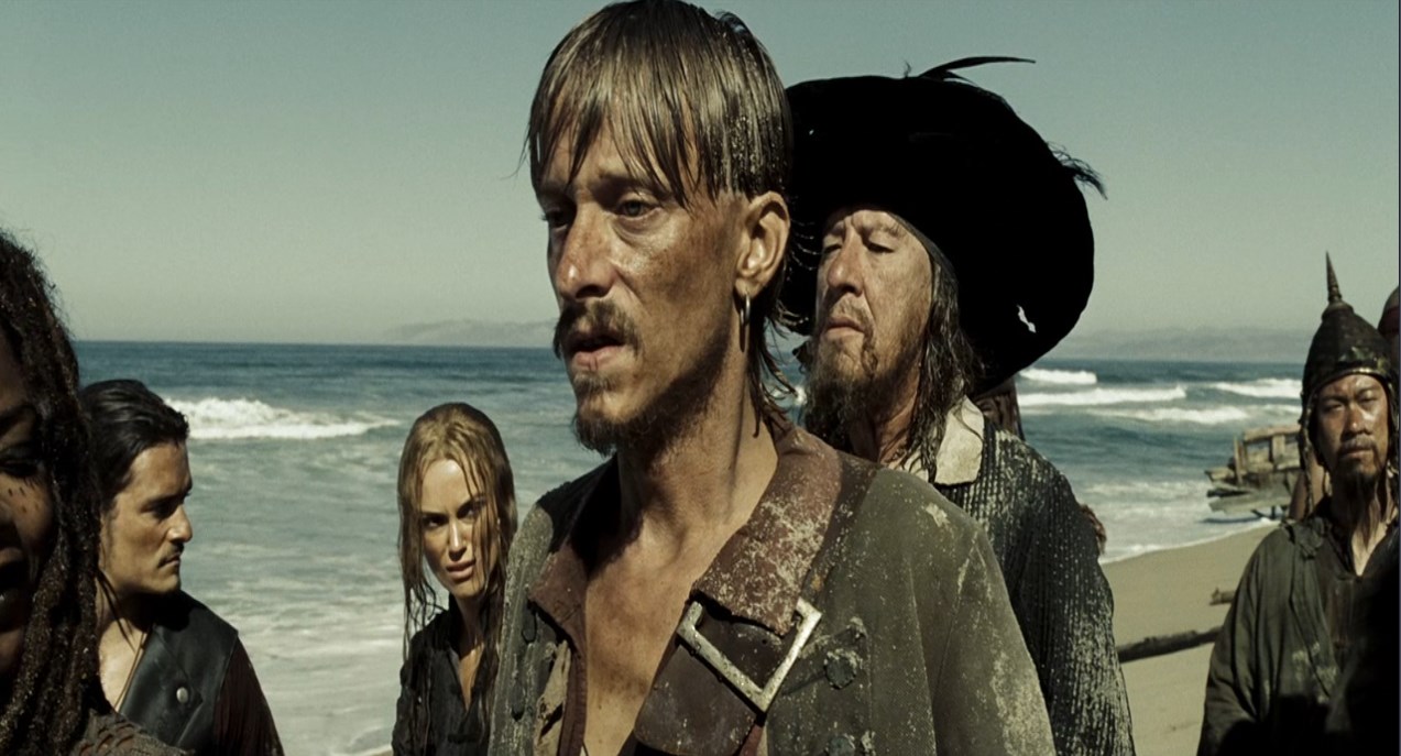 Ладно, беру тебя. Тебя не возьму — ты страшный.