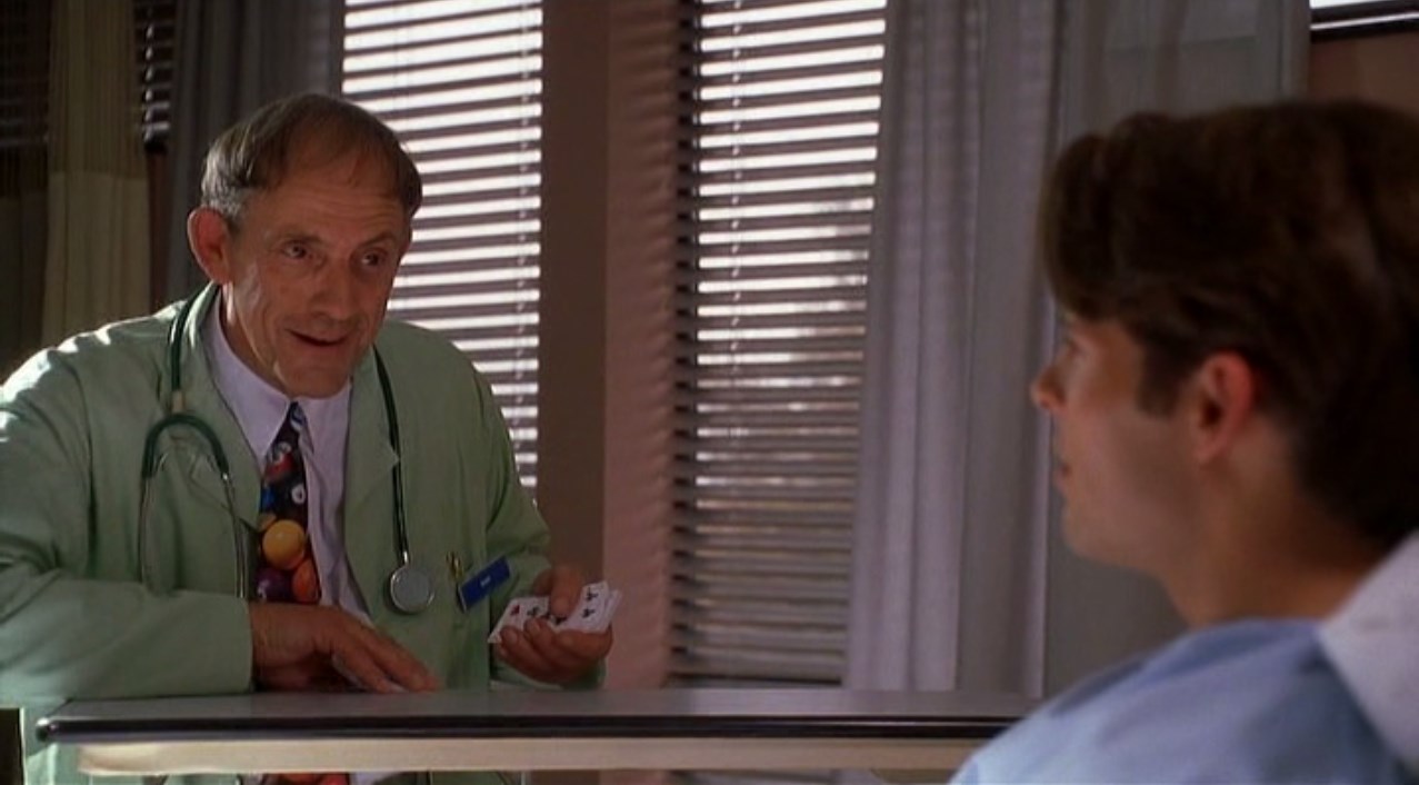 Наш мозг — как система национальных автострад. Проще ехать от одного хорошо известного места до другого, но вот те, что между ними — как бы в стороне. Они существуют, но большинство просто пролетает мимо.