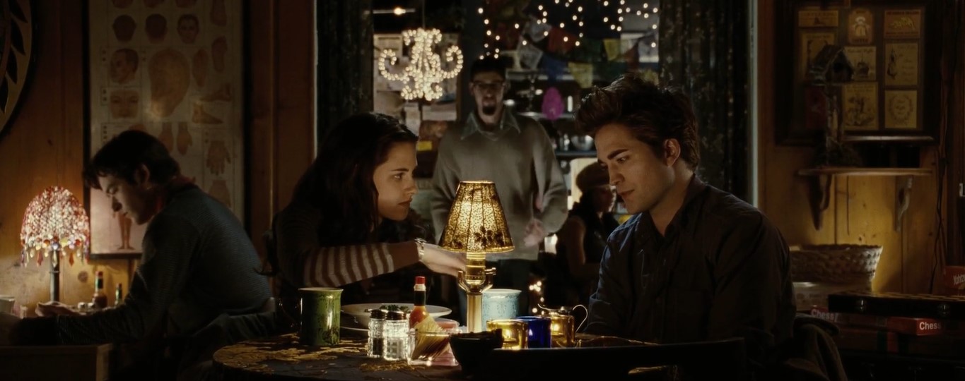 — Точно не хочешь есть?
— Нет, я на особой диете.