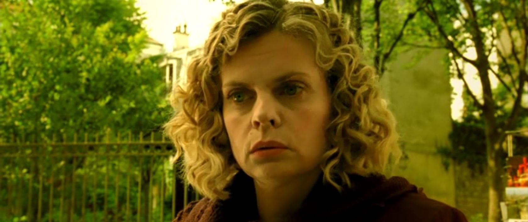 Женщина без любви чахнет, как цветок без солнца.