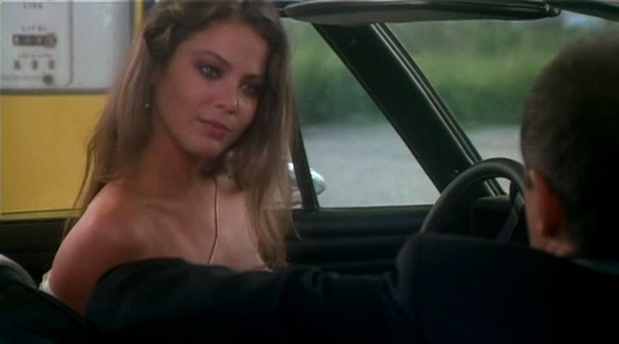 — Значит, тебе всё равно, раздета я или одета?
— Всё равно!
[Лиза снимает с себя костюм]
— Тогда сегодня вечером я буду разгуливать вот так! Нравится?
— Нет!
— Тебе за меня стыдно?
— Нет, мне за тебя холодно.