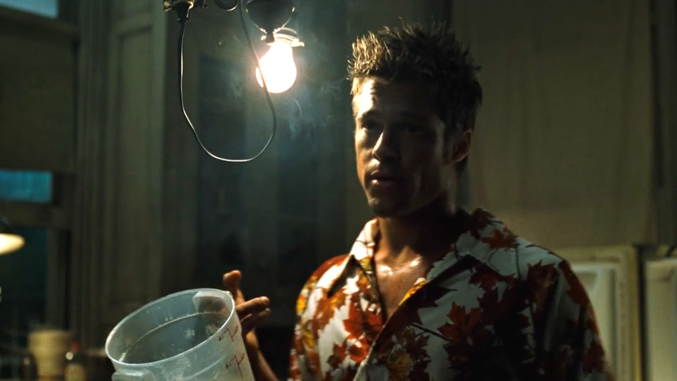 Имея много мыла, можно взорвать всё, что угодно.