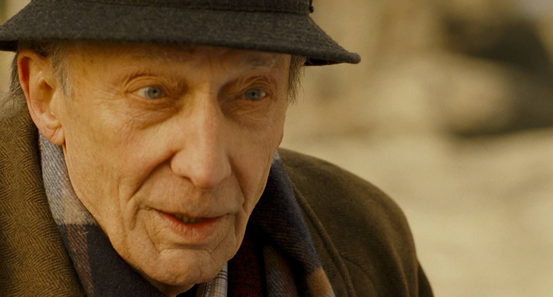 А, может, твоя судьба — это изменить твою судьбу... (… а вы представьте, что перекраивать и менять то, что начертано, — это то, что вам начертано)