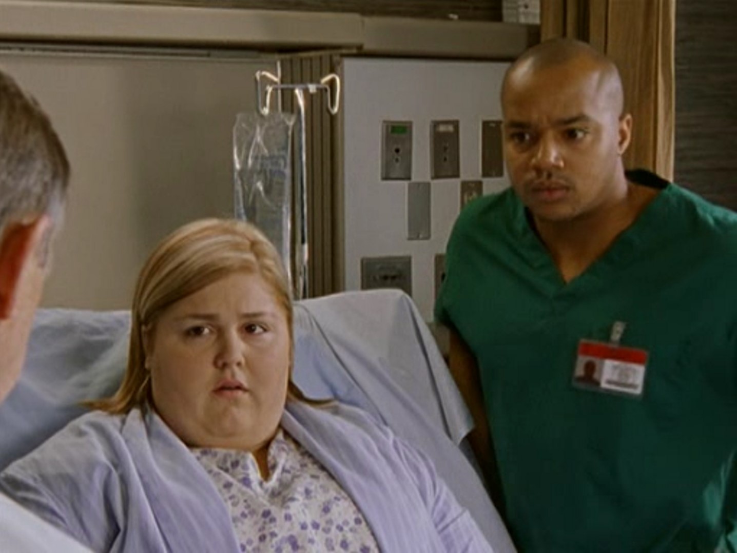 Доктор Боб Келсо — Ты можешь пойти лёгким путём и сделать резекцию потому что ты боишься, что если ты попробуешь справиться сама и у тебя не получится, винить придётся опять же себя. Позволь открыть тебе суровую правду жизни: жить вообще страшно. Привыкай. Чудес не бывает. Всё зависит только от тебя. Так что подними свою задницу, выйди из палаты и начни заниматься спортом.
— А вдруг будет слишком трудно?
— В этой жизни всё стоящее даётся очень нелегко.