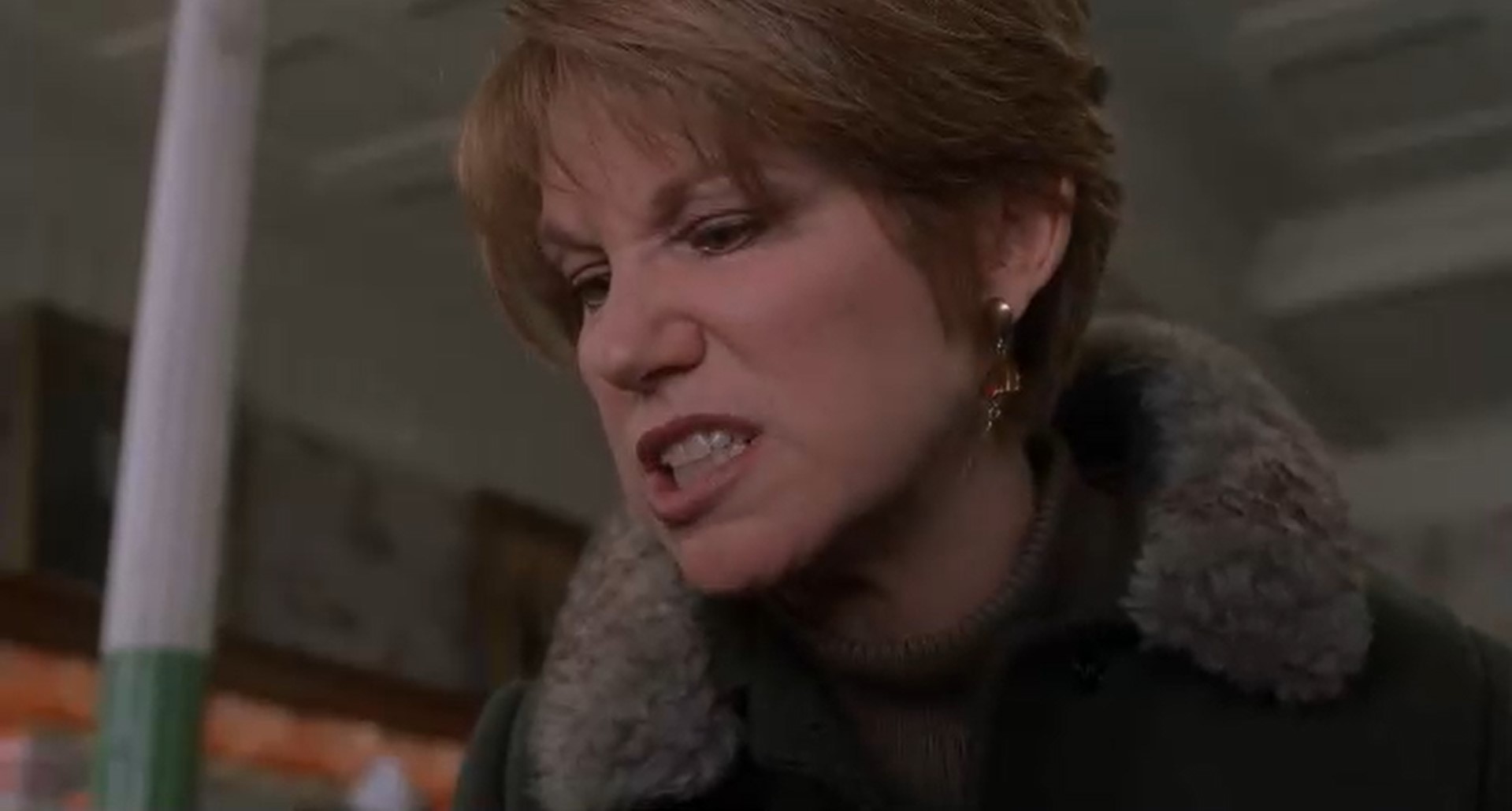 Лиза Роу Я дам тебе совет! Не тыкай ты своим сраным пальцем в сумасшедших людей!