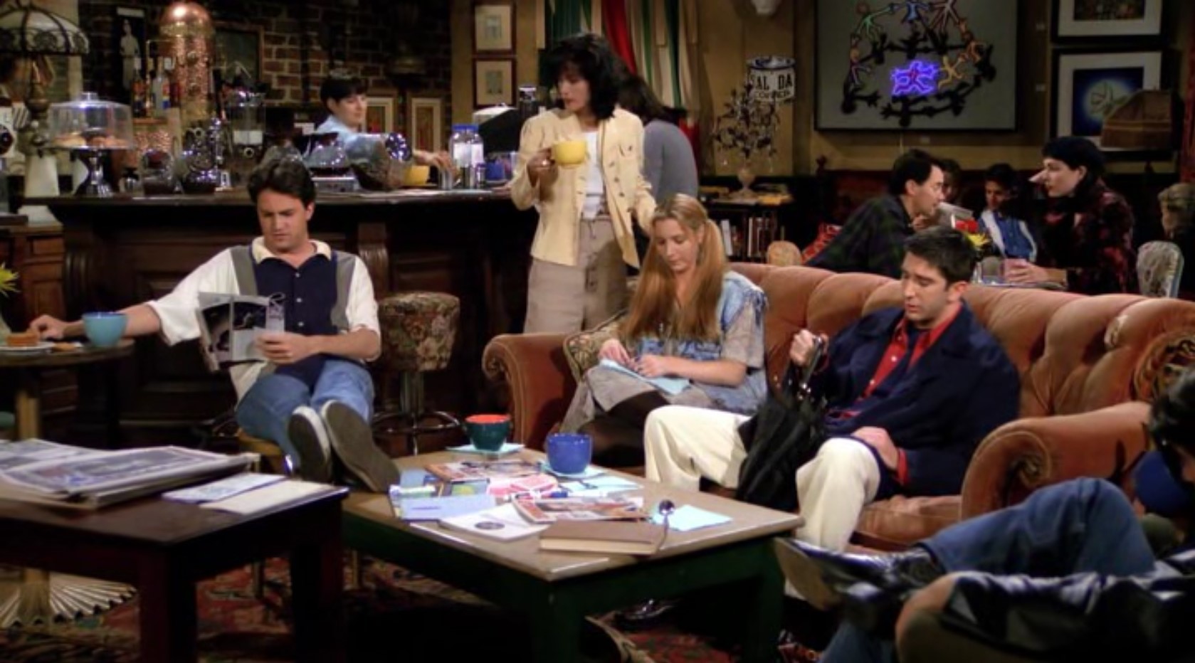 Чендлер Бинг Иногда я так жалею, что я не лесбиянка… Я что, это вслух сказал?