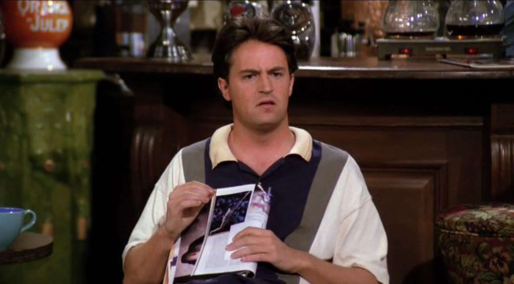 Чендлер Бинг Иногда я так жалею, что я не лесбиянка… Я что, это вслух сказал?