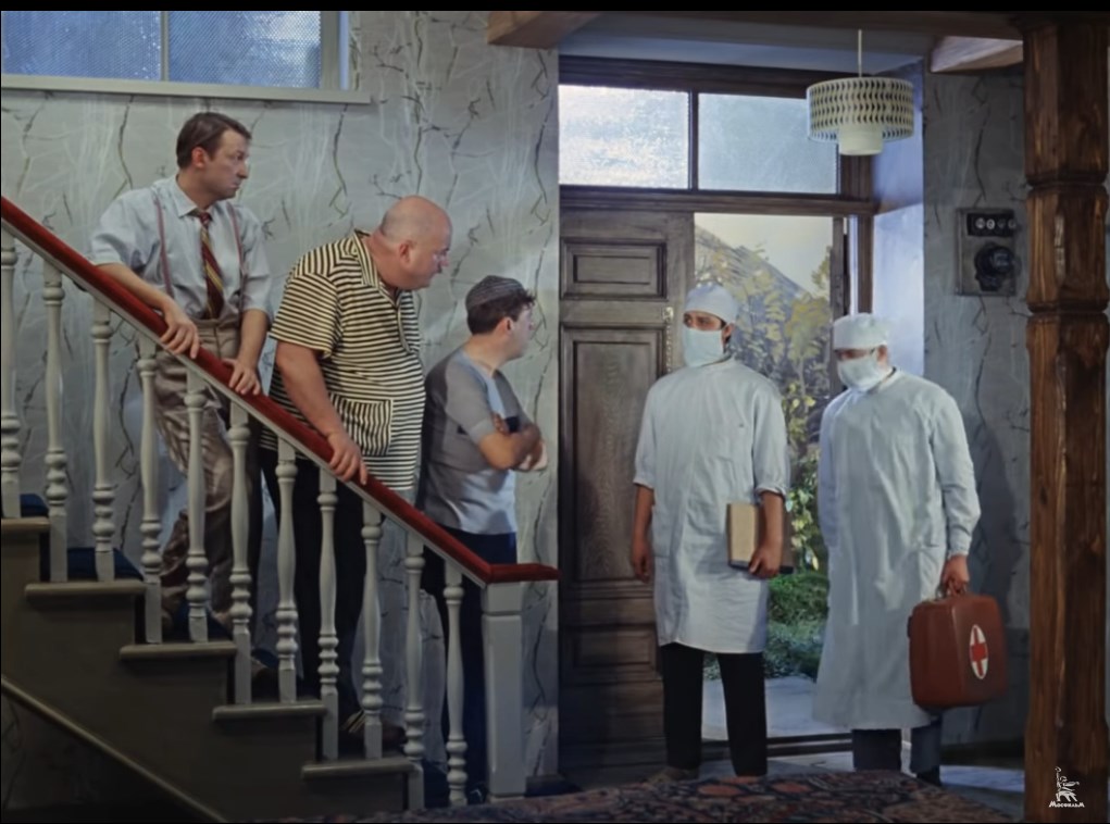 В районе эпидемия. Поголовные прививки. Ящур!