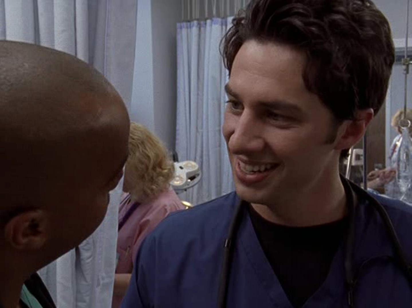 Старик! Я впервые зашивал пациента. Впервые! Человеческое тело омерзительно! Но не ваше конкретно, ваше как раз клёвое...