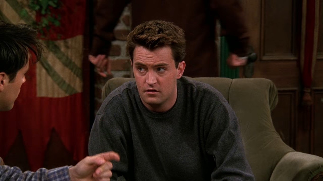 Джоуи «Джо» Триббиани Чендлер Бинг — Надо сделать что-то грандиозное!
— Я знаю! Можно забраться на Эверест!
— Я сказал грандиозное, а не глупое.