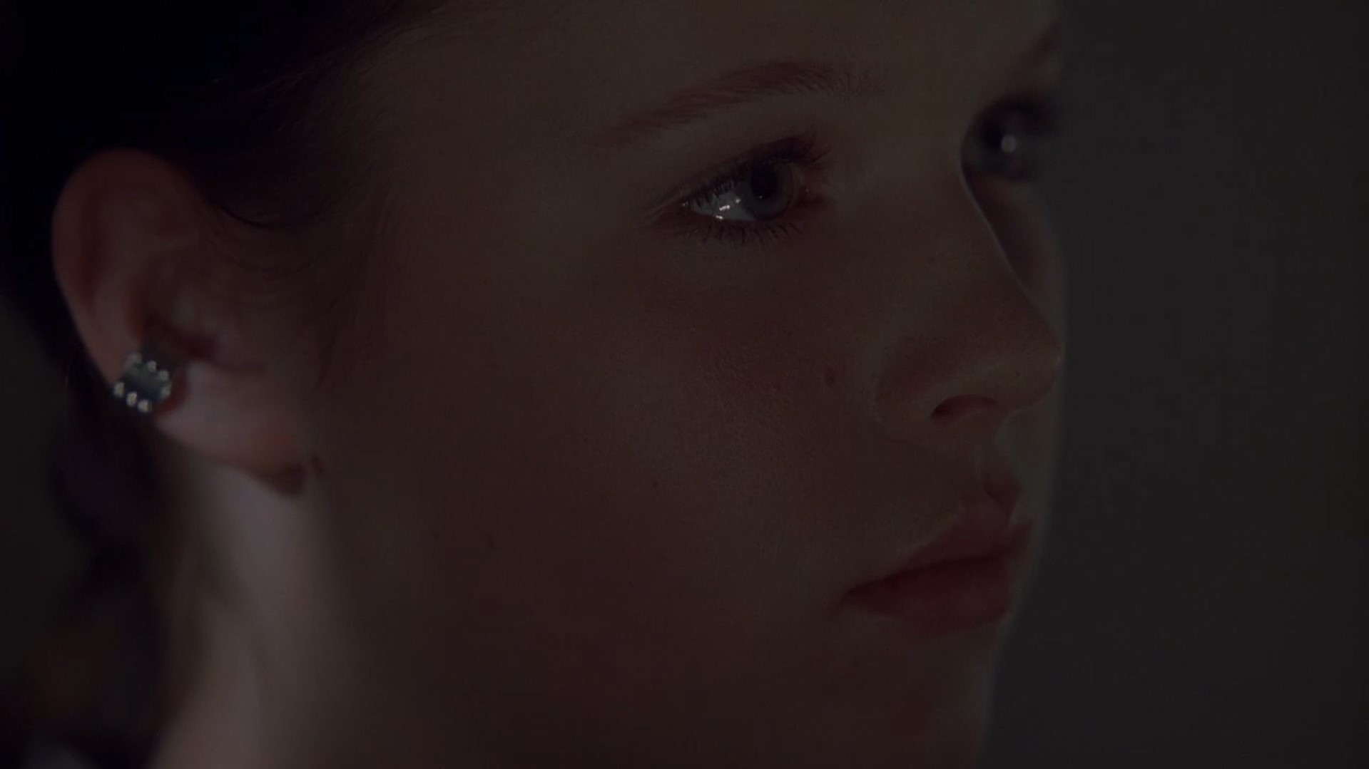 И в этот день я понял, что у каждой вещи есть настоящая жизнь... и эта невероятная добрая сила, которая хотела от меня, чтобы я понял — не надо бояться, никогда. На видео это совсем не то, но оно помогает мне помнить.... и мне нужно помнить. Иногда в мире так много красоты, мне кажется, что мое сердце не выдержит.