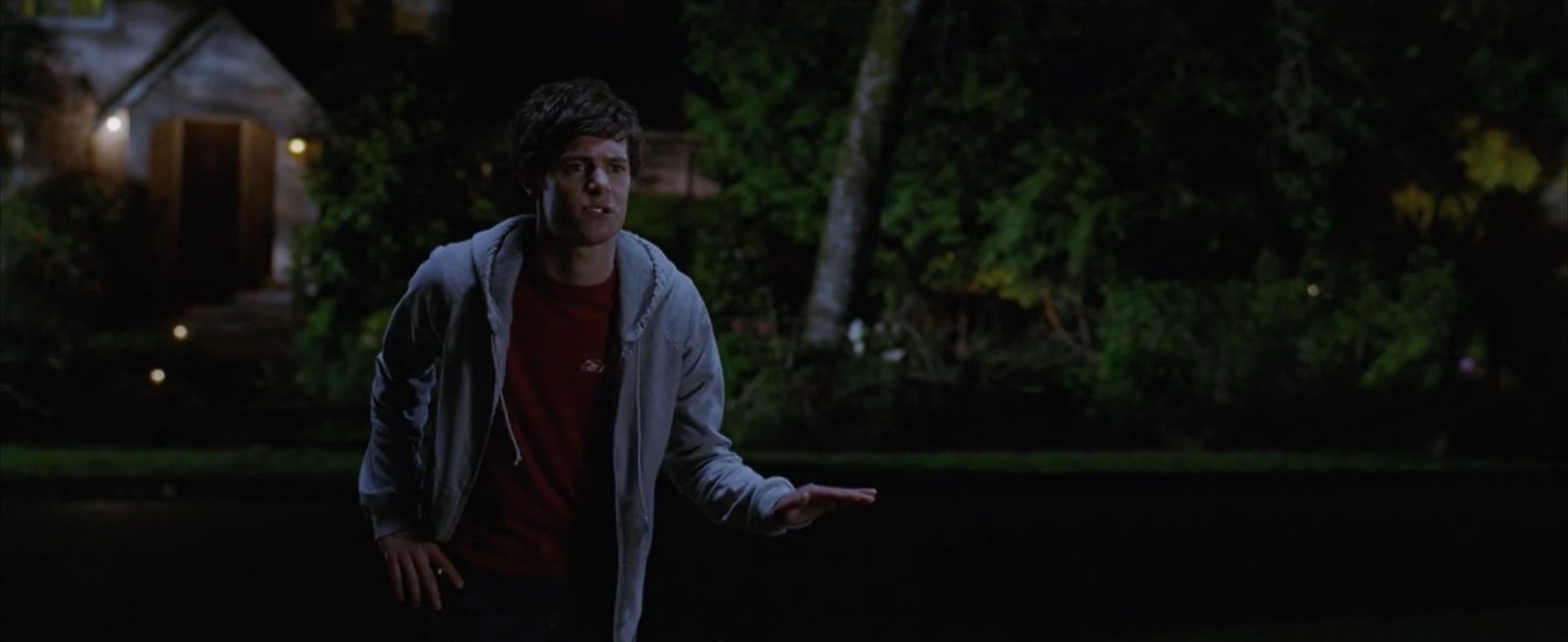 В нашей жизни все не так просто. Все запутано: черт ногу сломит, — и далеко не всегда твои ожидания сбываются! От всего этого бывает страшно, но не позволяй твоим страхам оболванить тебя!