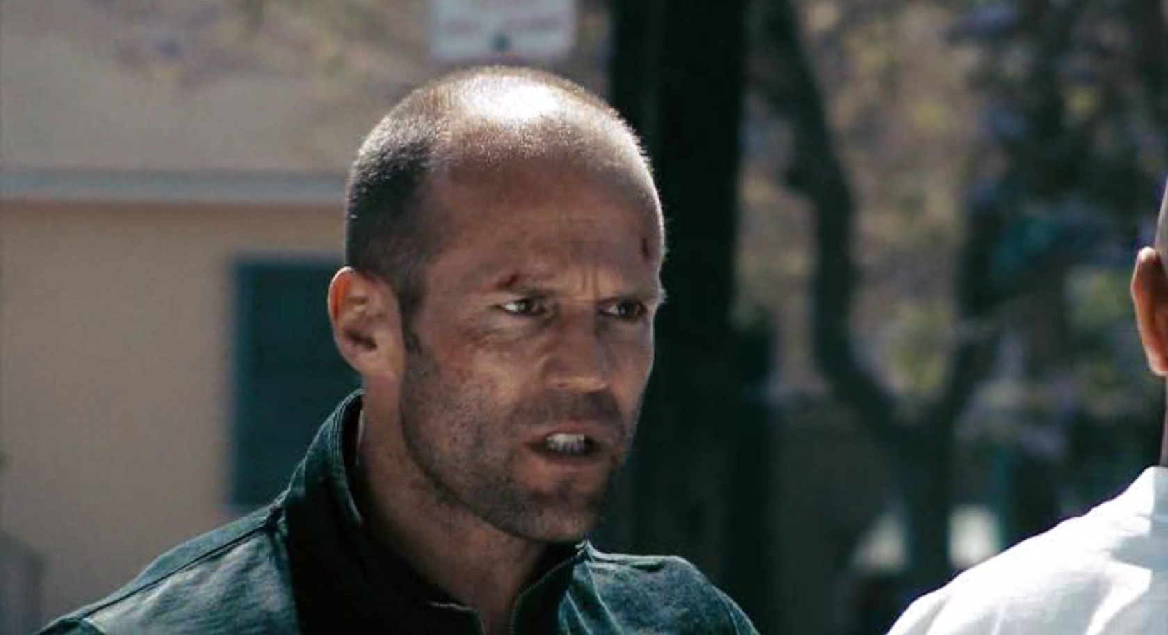 Слышь, Рикки Мартин, где тут клуб?