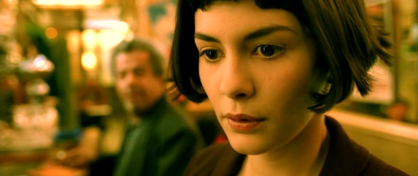 В детстве время тянется, а потом — бац! — и тебе уже пятьдесят и ржавая коробочка единственное воспоминание.