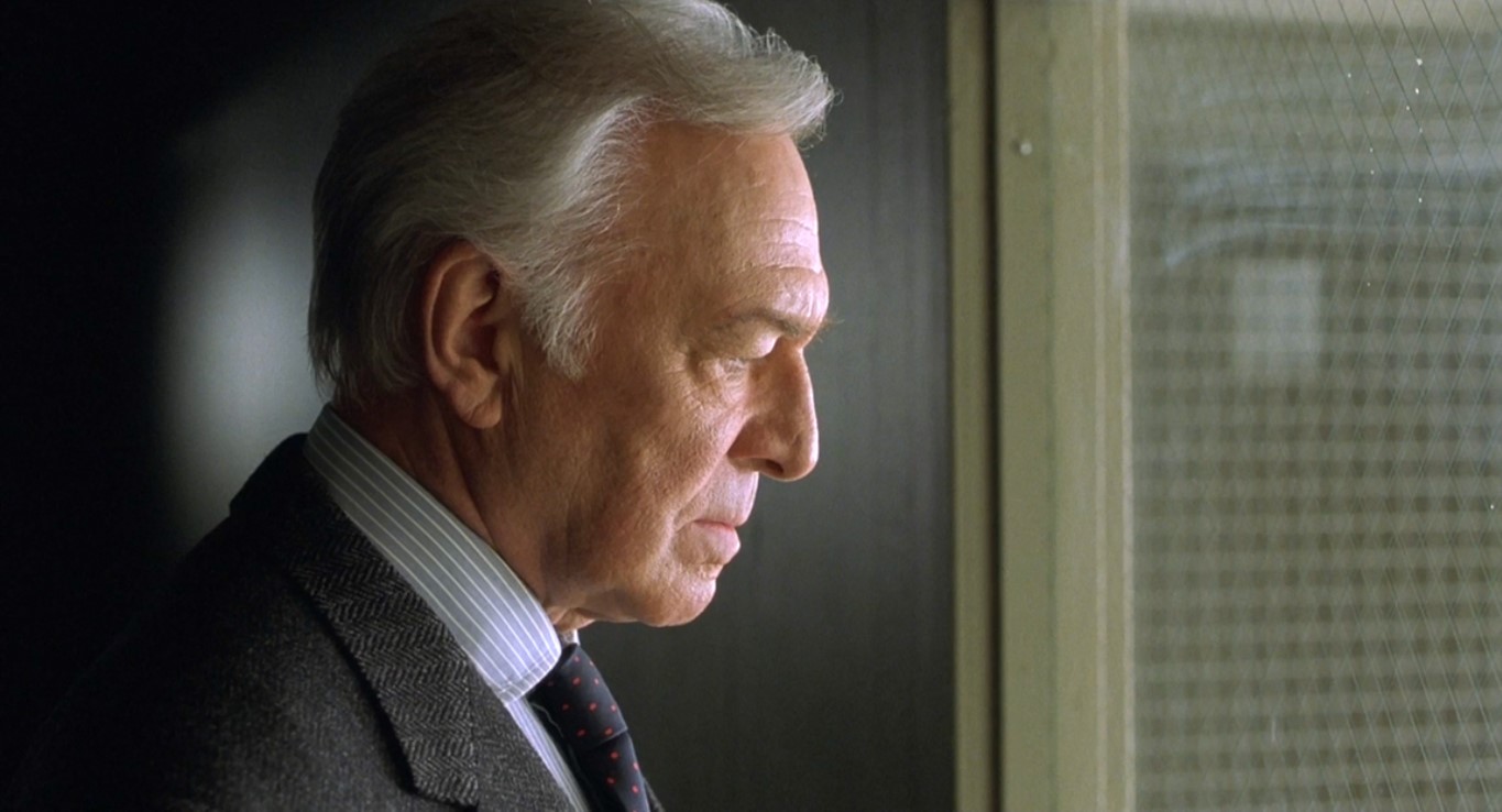 Кошмар шизофрении заключается в том, что человек не понимает, что реально. Представляете, что вы вдруг узнаете, что люди и места, и самые важные моменты в вашей жизни не ушли в прошлое, не умерли. А, хуже того, их просто никогда не было.