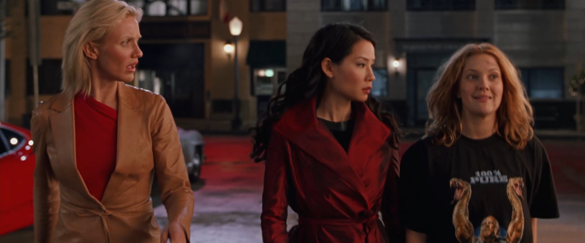 — Дилан, что случилось? Где Нокс?
— За Нокса не волнуйтесь — он злодей!
— С чего ты взяла?
— Он сам мне сказал об этом, перед тем, как выстрелить в меня!