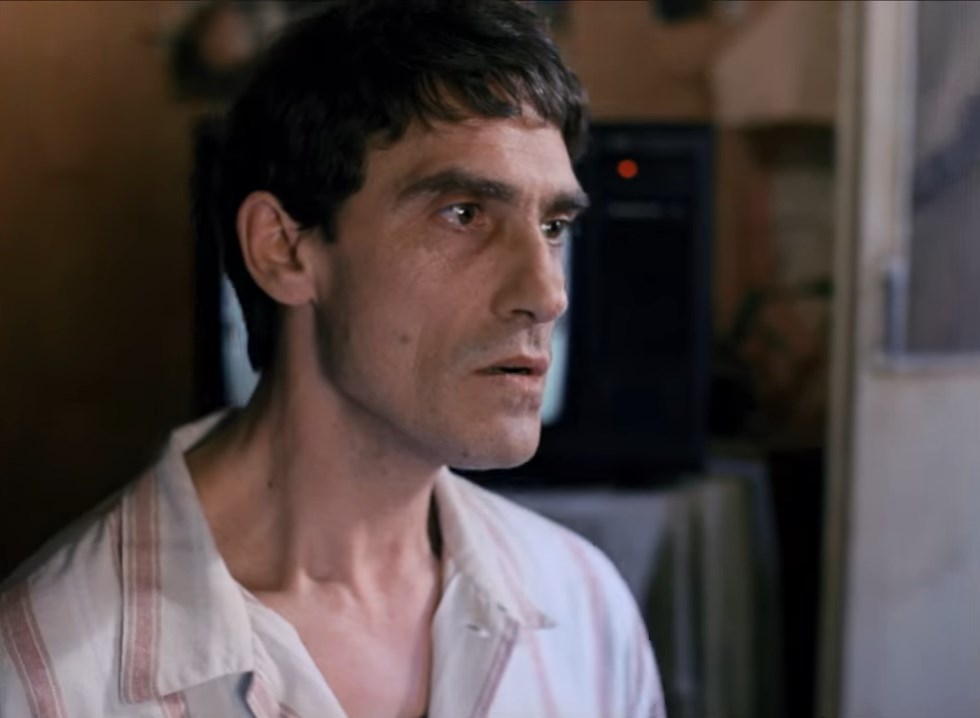 Ой, мама… капусточка, конечно, дело хорошее, но в доме нужно держать и мясные закуски!