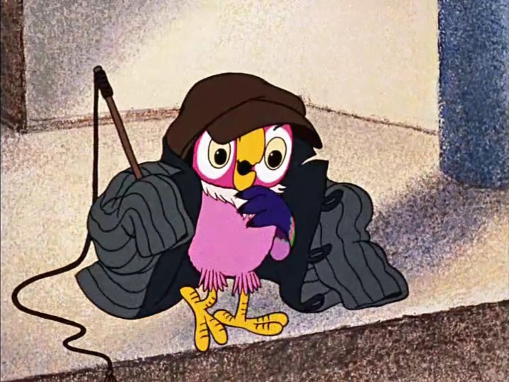 Эх вы! Жизни не нюхали?! А я цельное лето, цельное лето: утром покос, вечером надои, то корова опоросится, то куры понеслись... А тут вишня взошла! Свекла заколосилась!... Пашешь, как трактор... А ежели дождь во время усушки, а?