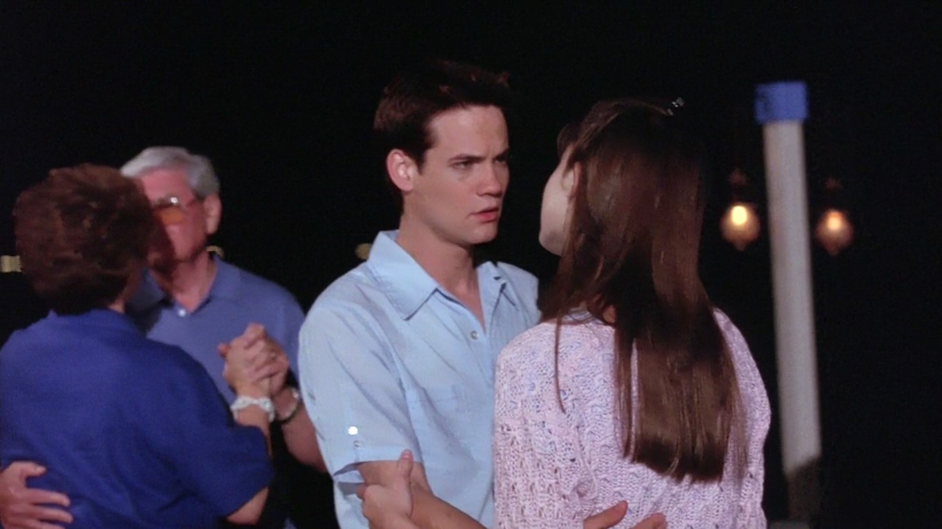 Уехать отсюда не проблема... Главное — понять, чем заняться на новом месте.