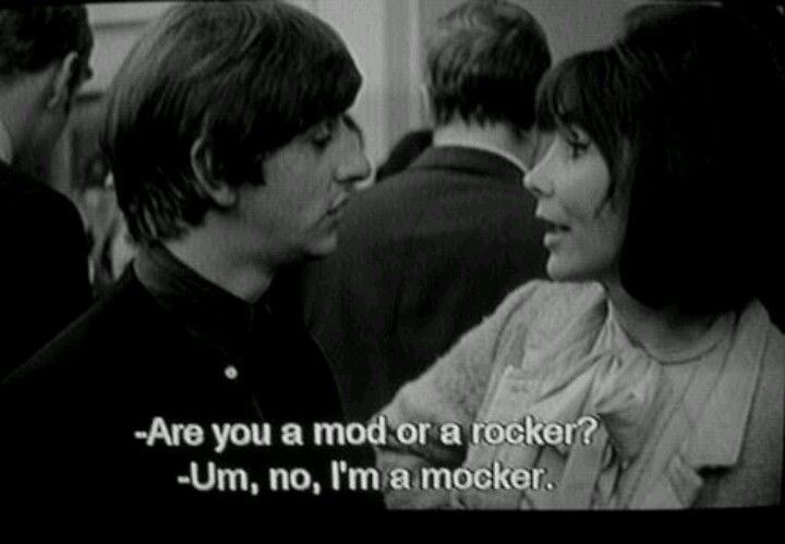 — Вы стиляга или рокер?
— Нет, я не шмоточник.