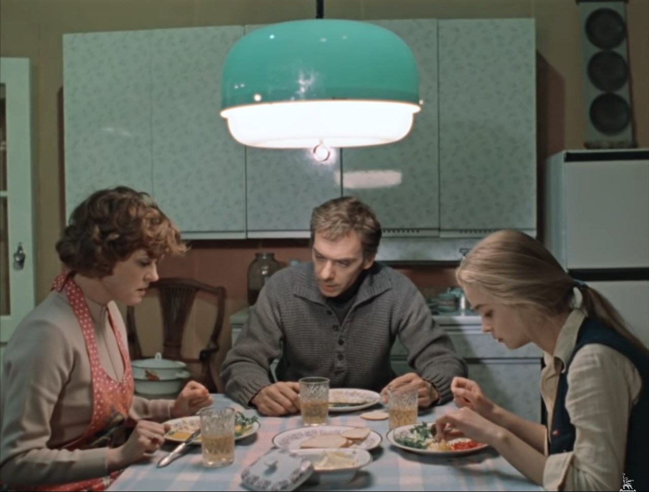 А заодно запомни, что все и всегда я буду решать сам. На том простом основании, что я — мужчина.