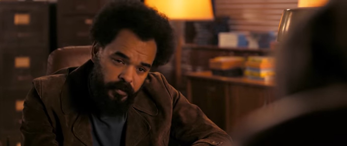 Наркотики приводят к моральной деградации наших детей. Шлюхи. Шлюхи, лучше шлюхи. Вот что меня интересует.