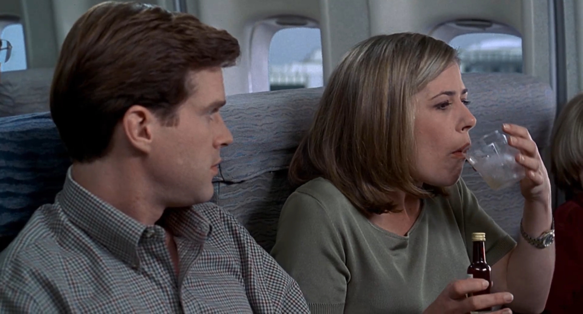 — Я люблю тебя...
— Спасибо.
— Это не тот ответ, которого я ждал.
— Большое спасибо?