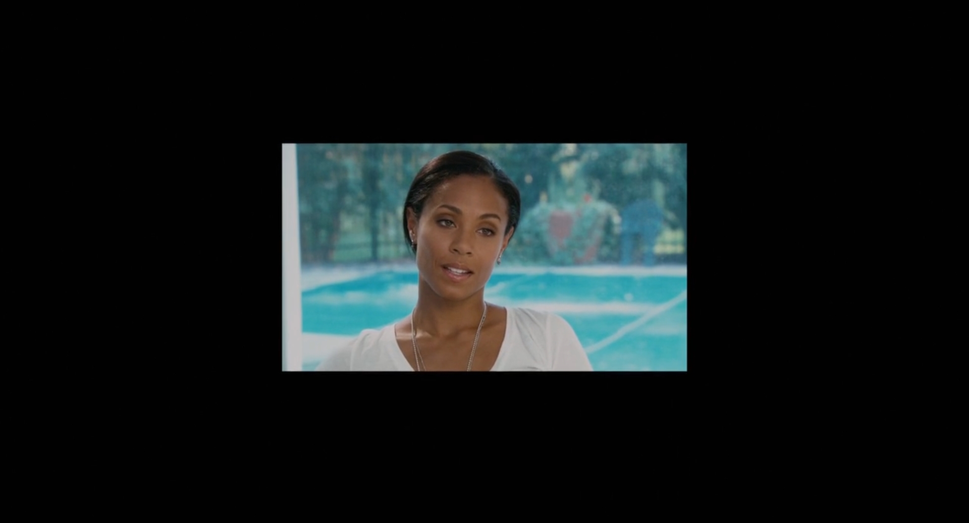 Быть женщиной — это дар.