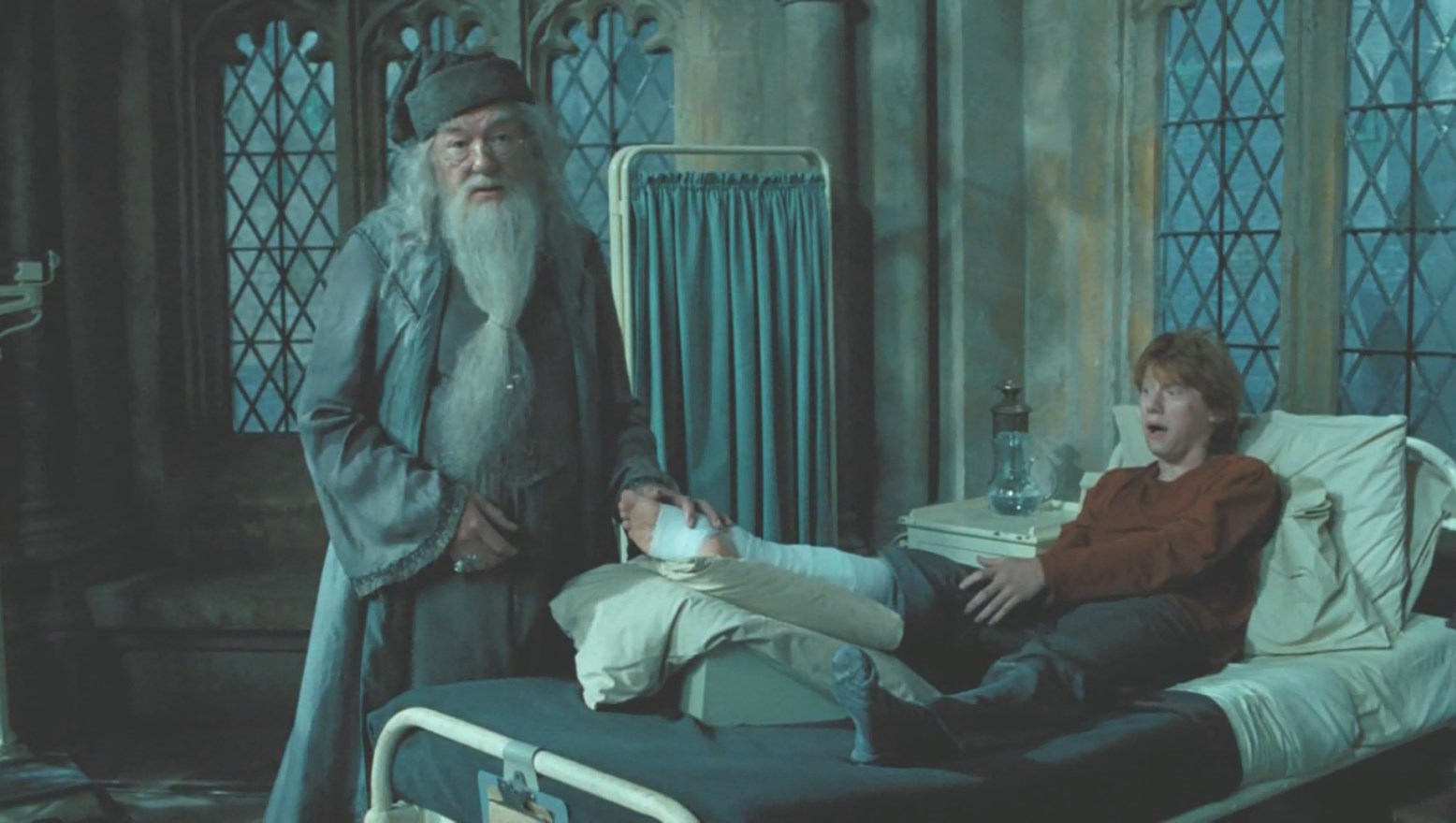 Альбус Дамблдор Голос ребенка ничего не значит для тех, кто разучился слышать.