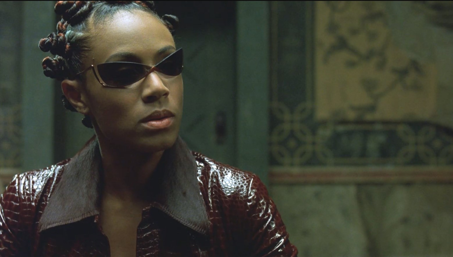 — Вдруг ты неправ? Вдруг это твоё «пророчество» сплошная глупость?
— Тогда завтра все мы умрём, но разве смерть чем-то отличается от жизни?