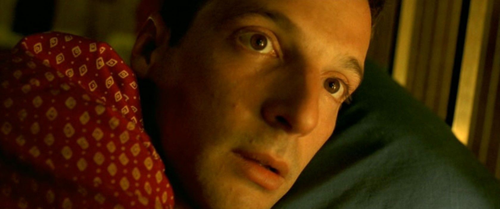 — Она в тебя влюбилась.
— Но я же её не видел.
— Да видел, видел.
— Где видел?
— Видел где? Во сне.