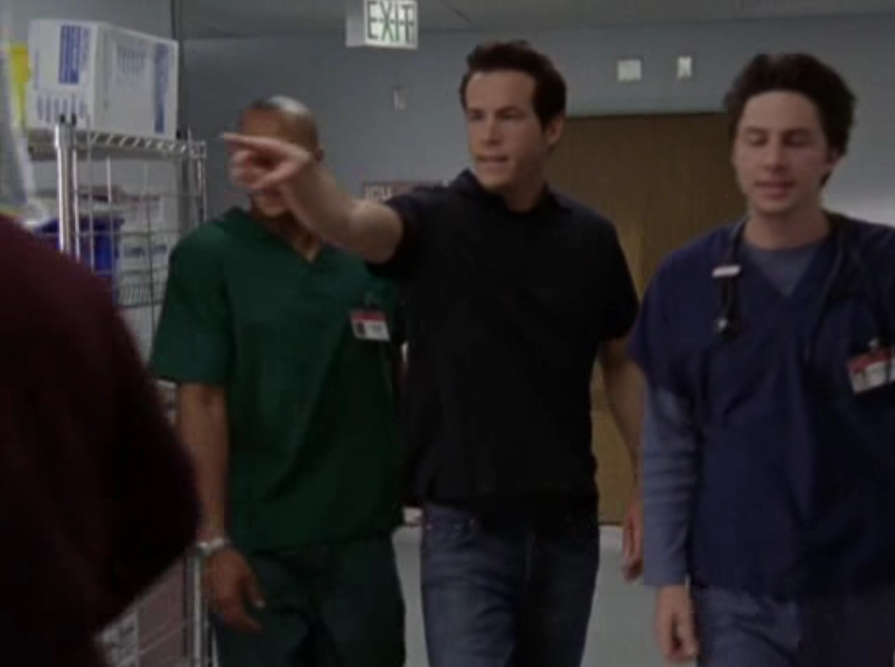 — Этот парень?
— Да.
— А тот парень?
— Да. Знаешь, проще сказать, в заднице какого пациента мои пальцы не побывали.