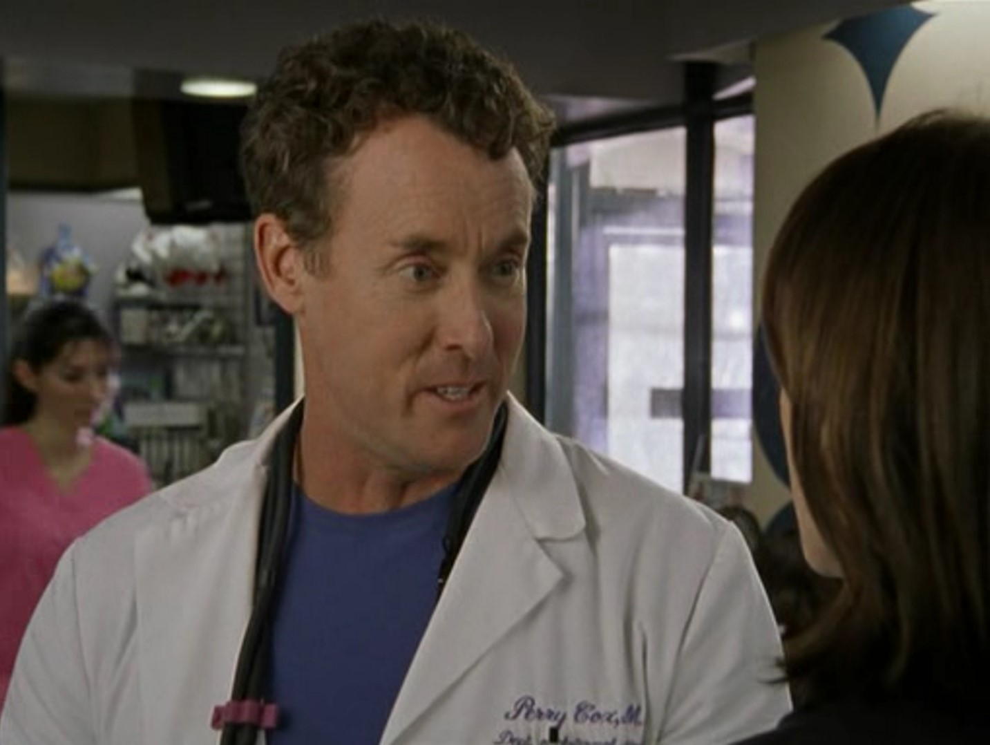 — Я тут подумал, Боже, странно...
— Что именно?
— Мы так близки, но если кто-то спрашивает нас, женаты ли мы, мы оба дружно отвечаем — «нет».
— Вообще-то, я говорю, что мы были женаты пять лет, потом развелись, а теперь снова живем вместе, у нас ребенок, так что у нас давние отношения.
— Да, я тоже так и говорю… Или говорю просто нет.